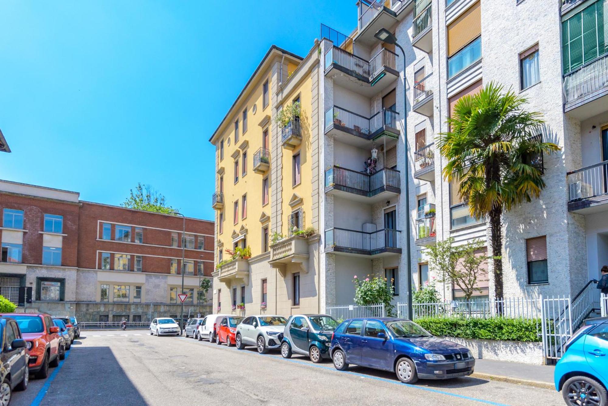 Апартаменты Nuovissima Dimora Con Terrazzino Милан Экстерьер фото